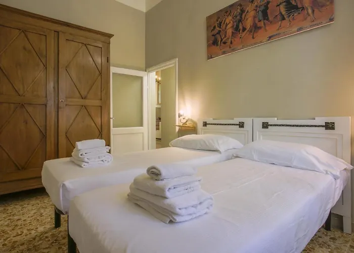 Myosotis - Sweet Dreams In Apartment Florence